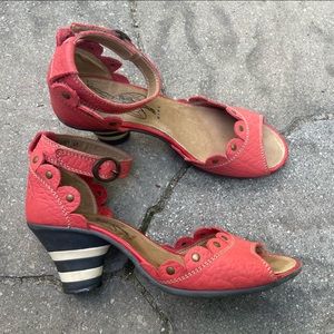 Fly London coral slingback heels size 11